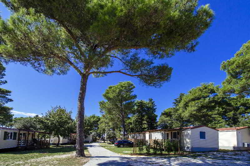 Apartment Holiday Village Zaton Nin Bagian luar foto